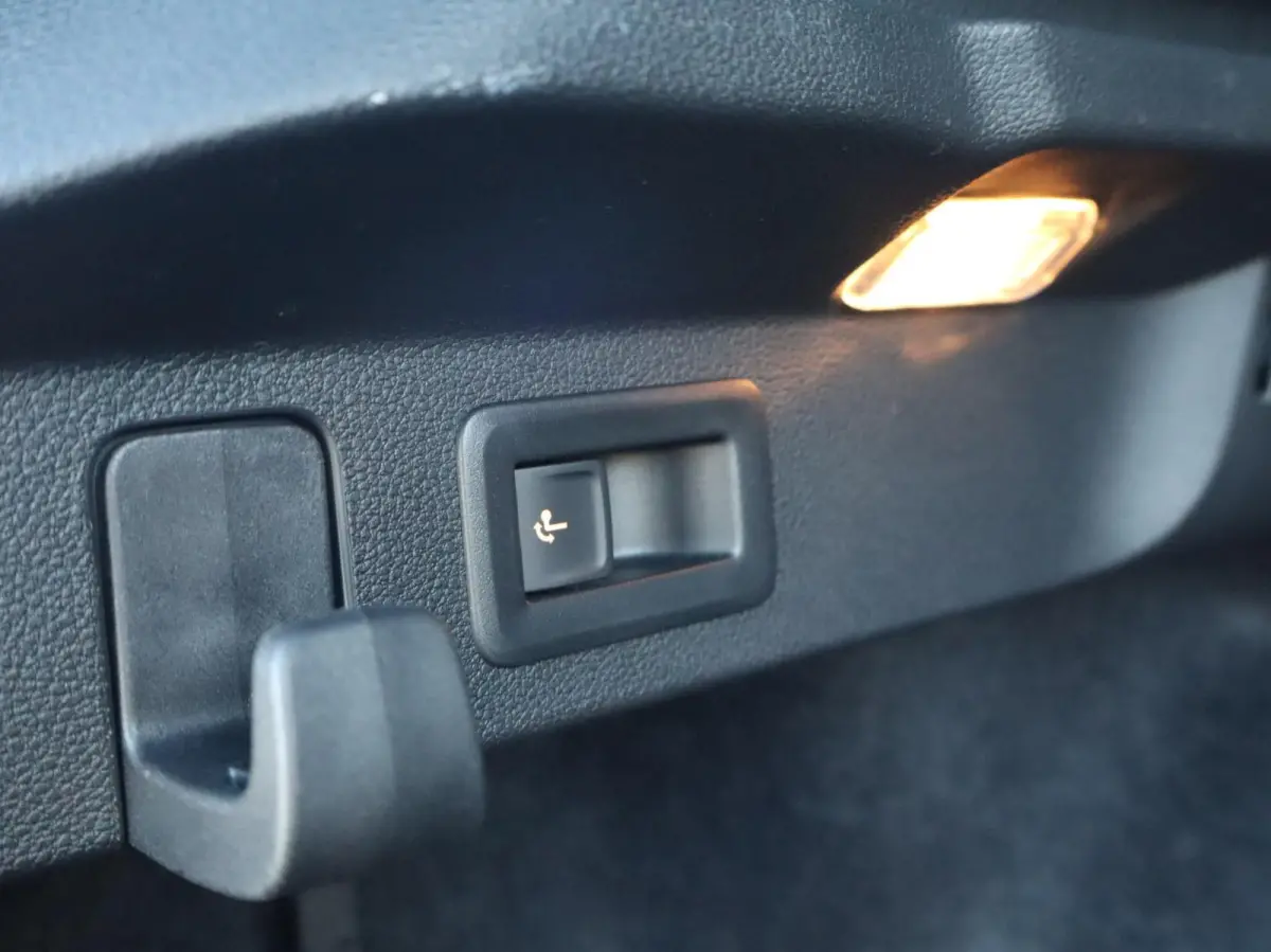 1.0 TSI 115pk Business Edition | Trekhaak Wegklapbaar | Stoelverwarming