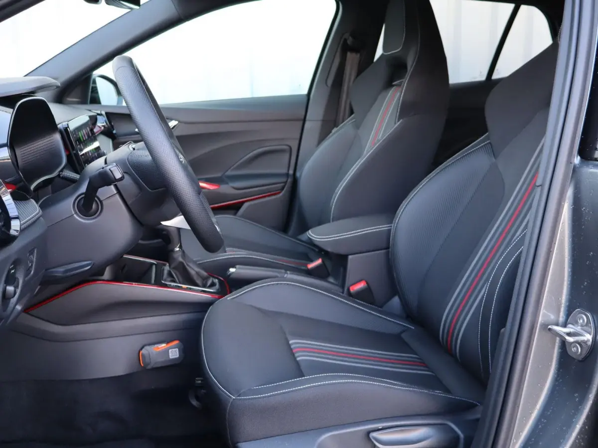1.0 TSI 115pk DSG Monte Carlo | 18" Velgen | Stoelverwarming