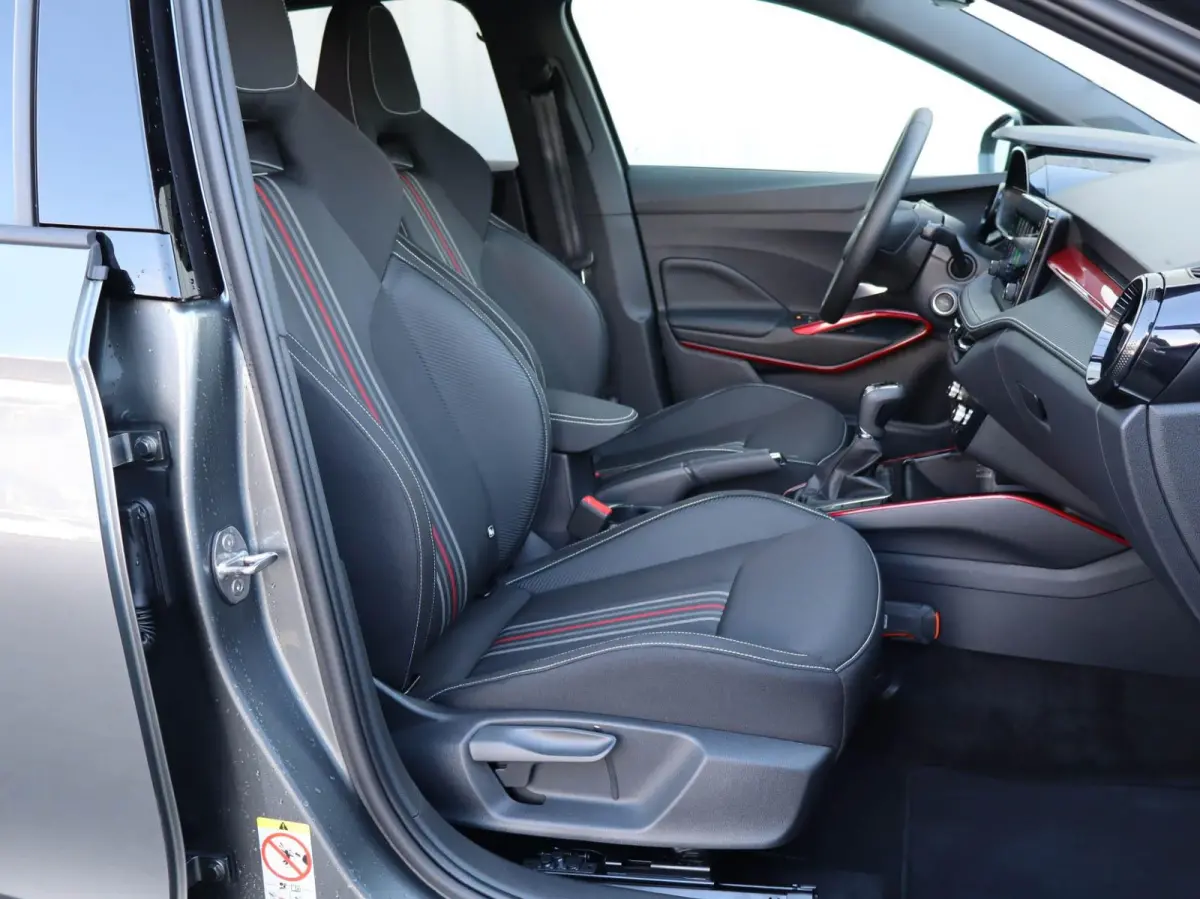1.0 TSI 115pk DSG Monte Carlo | 18" Velgen | Stoelverwarming
