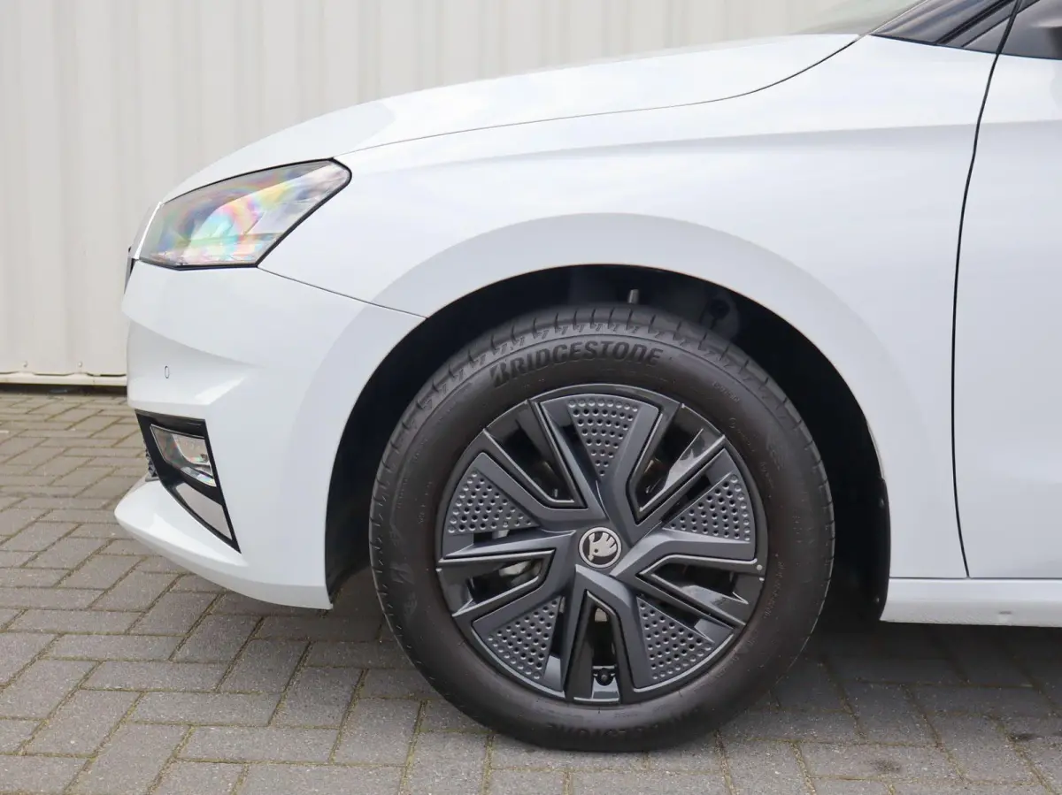 1.0 TSI 95pk Business Edition | Stoelverwaming | Apple Carplay/Android Auto | Achteruitrijcamea | Cruise Control