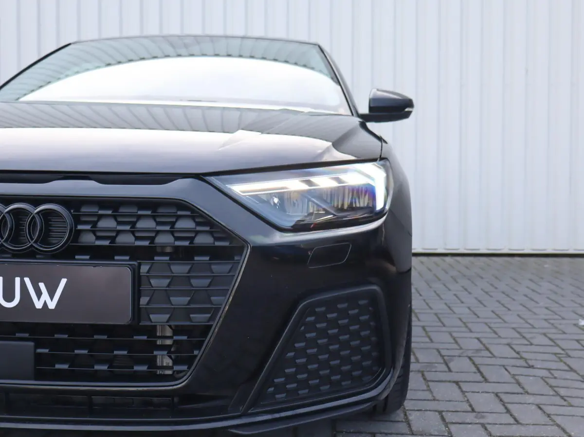 30 TFSI 115pk S-tronic Pro Line | Stoelverwarming | Apple Carplay/Android Auto | Cruise Control | Extra Getint Glas | 17'' LMV