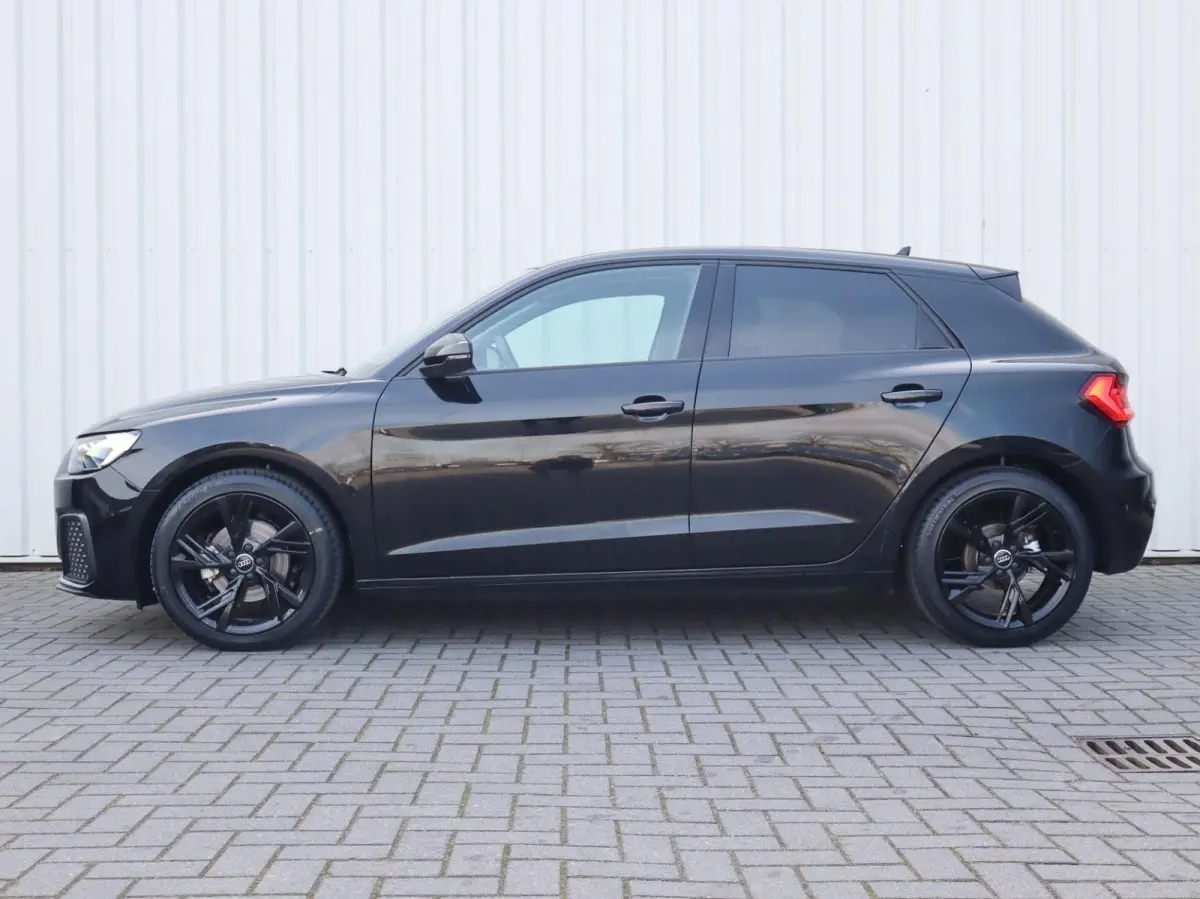 30 TFSI 115pk S-tronic Pro Line | Stoelverwarming | Apple Carplay/Android Auto | Cruise Control | Extra Getint Glas | 17'' LMV