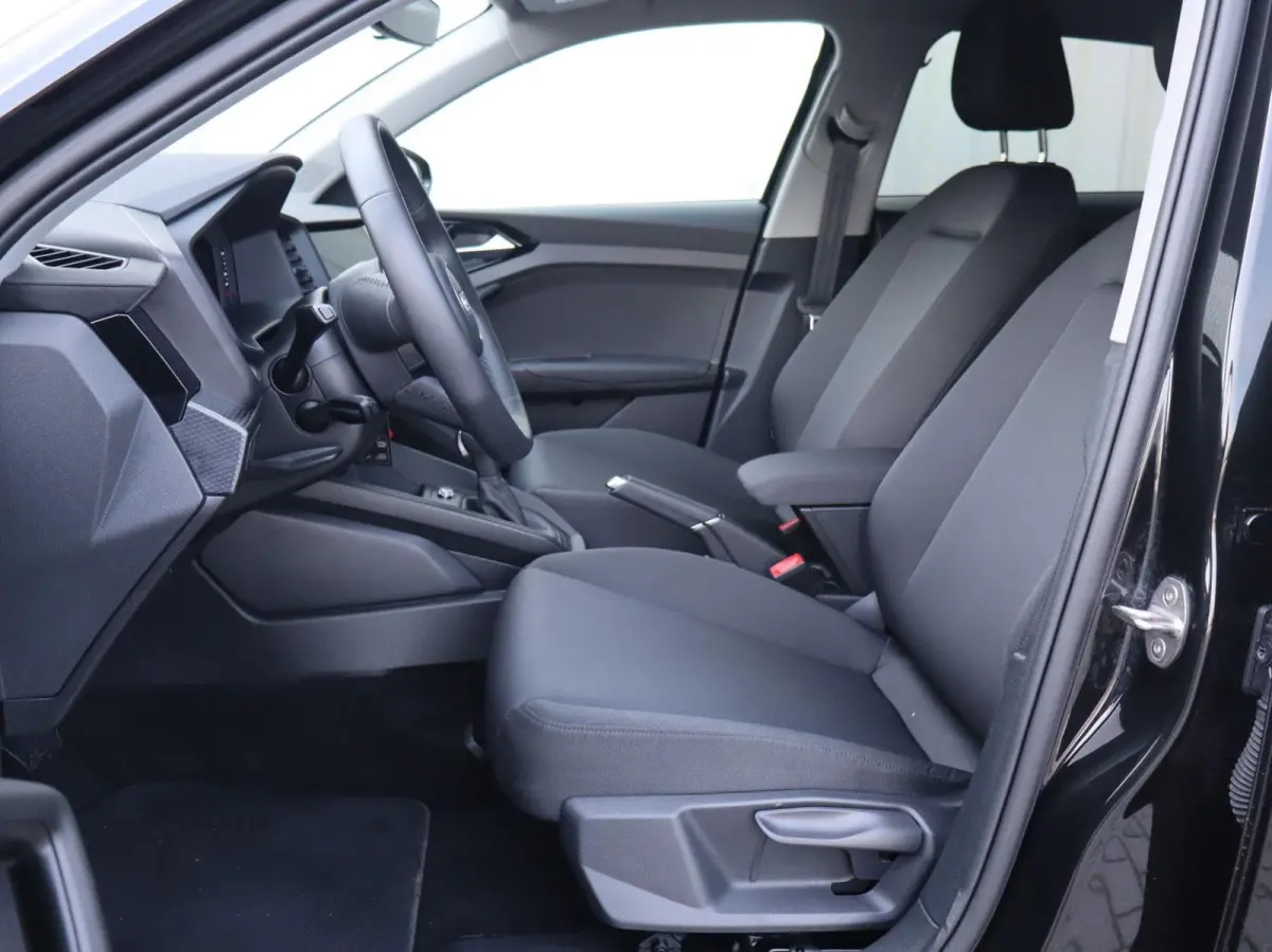 30 TFSI 115pk S-tronic Pro Line | Stoelverwarming | Apple Carplay/Android Auto | Cruise Control | Extra Getint Glas | 17'' LMV