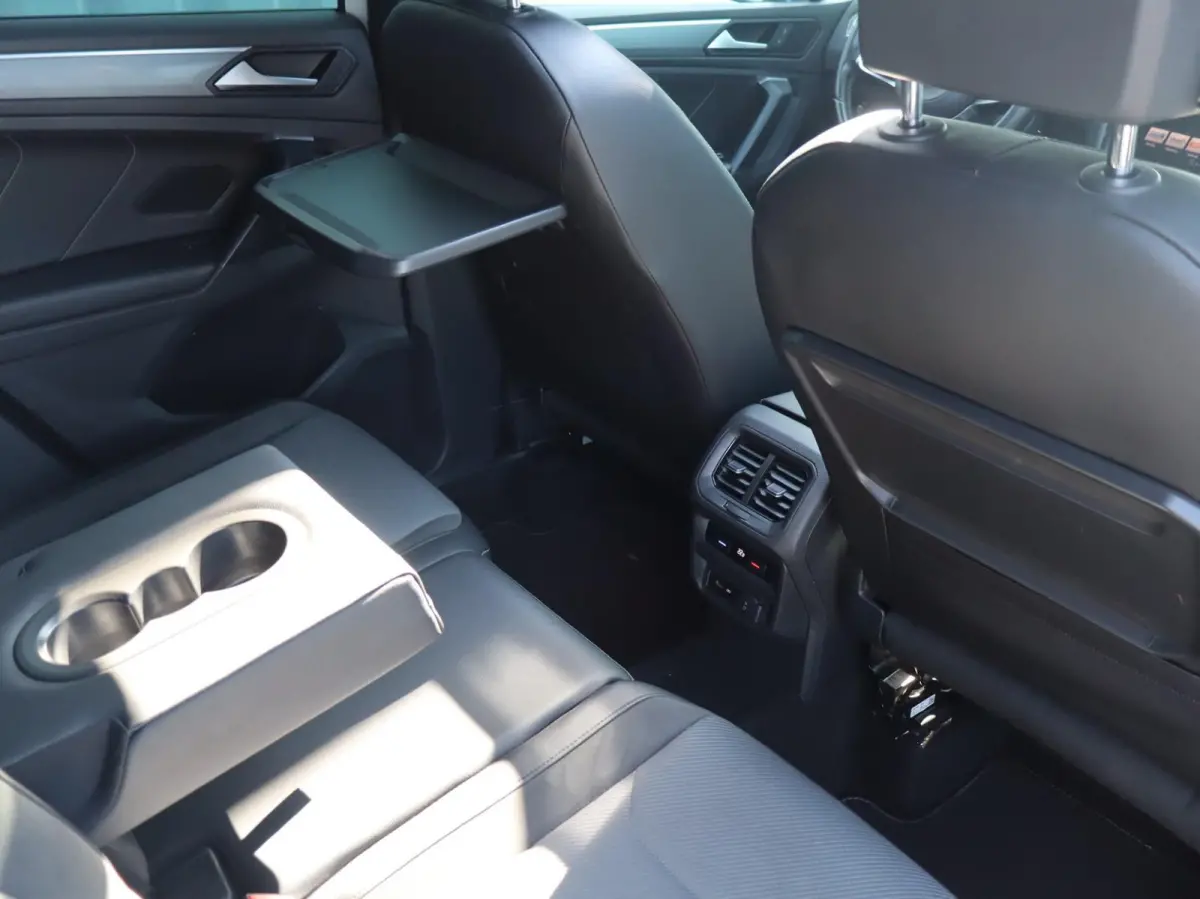 2.0 TSI 190pk DSG 4Motion Highline Business R | Panoramadak | Trekhaak | Navigatie | Head-up Display | Achteruitrijcamera | Cruise Control Adaptief