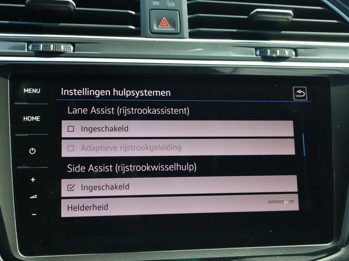 2.0 TSI 190pk DSG 4Motion Highline Business R | Panoramadak | Trekhaak | Navigatie | Head-up Display | Achteruitrijcamera | Cruise Control Adaptief