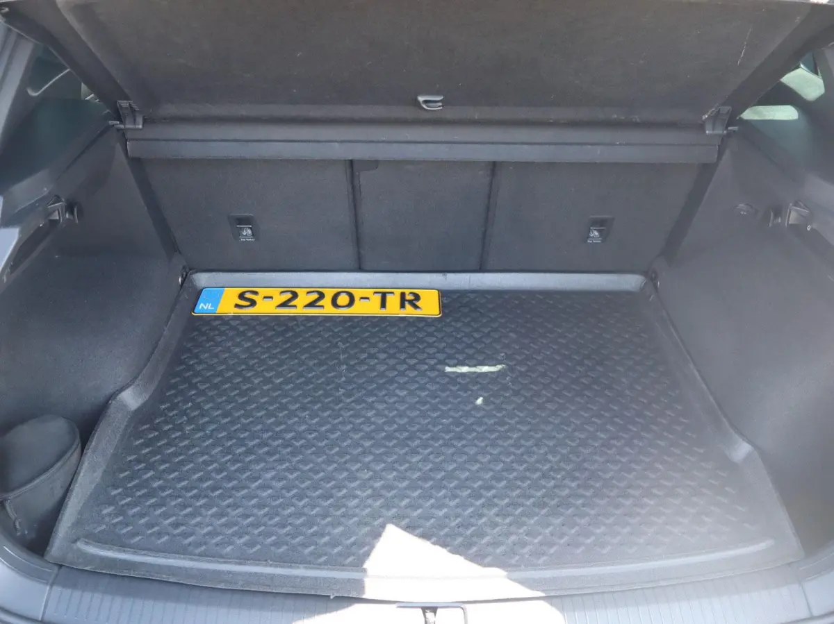 2.0 TSI 190pk DSG 4Motion Highline Business R | Panoramadak | Trekhaak | Navigatie | Head-up Display | Achteruitrijcamera | Cruise Control Adaptief