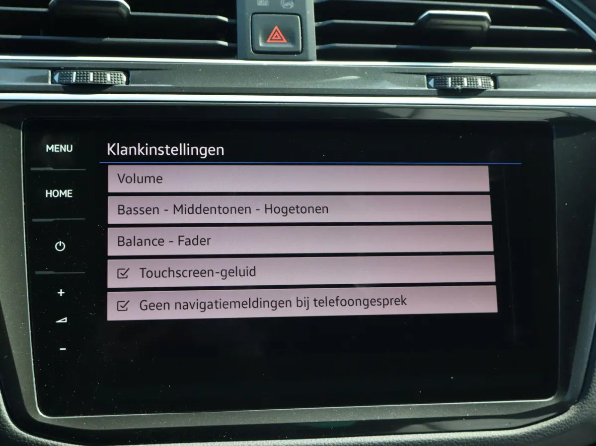 2.0 TSI 190pk DSG 4Motion Highline Business R | Panoramadak | Trekhaak | Navigatie | Head-up Display | Achteruitrijcamera | Cruise Control Adaptief