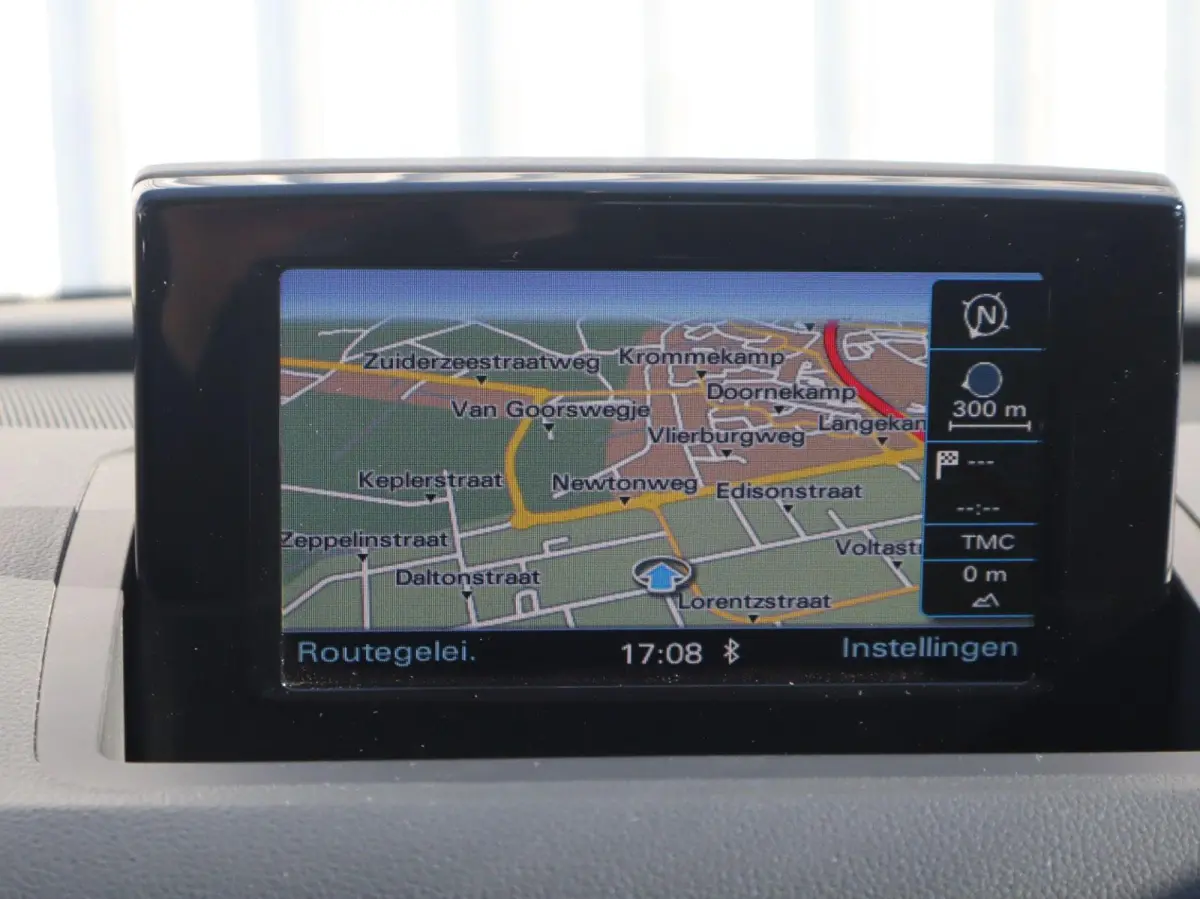 1.4 TFSI 150pk S-tronic CoD Advance Sport | Navigatie | 18" Velgen | Stoelverwarming | S-Line |  Electronic Climate Controle