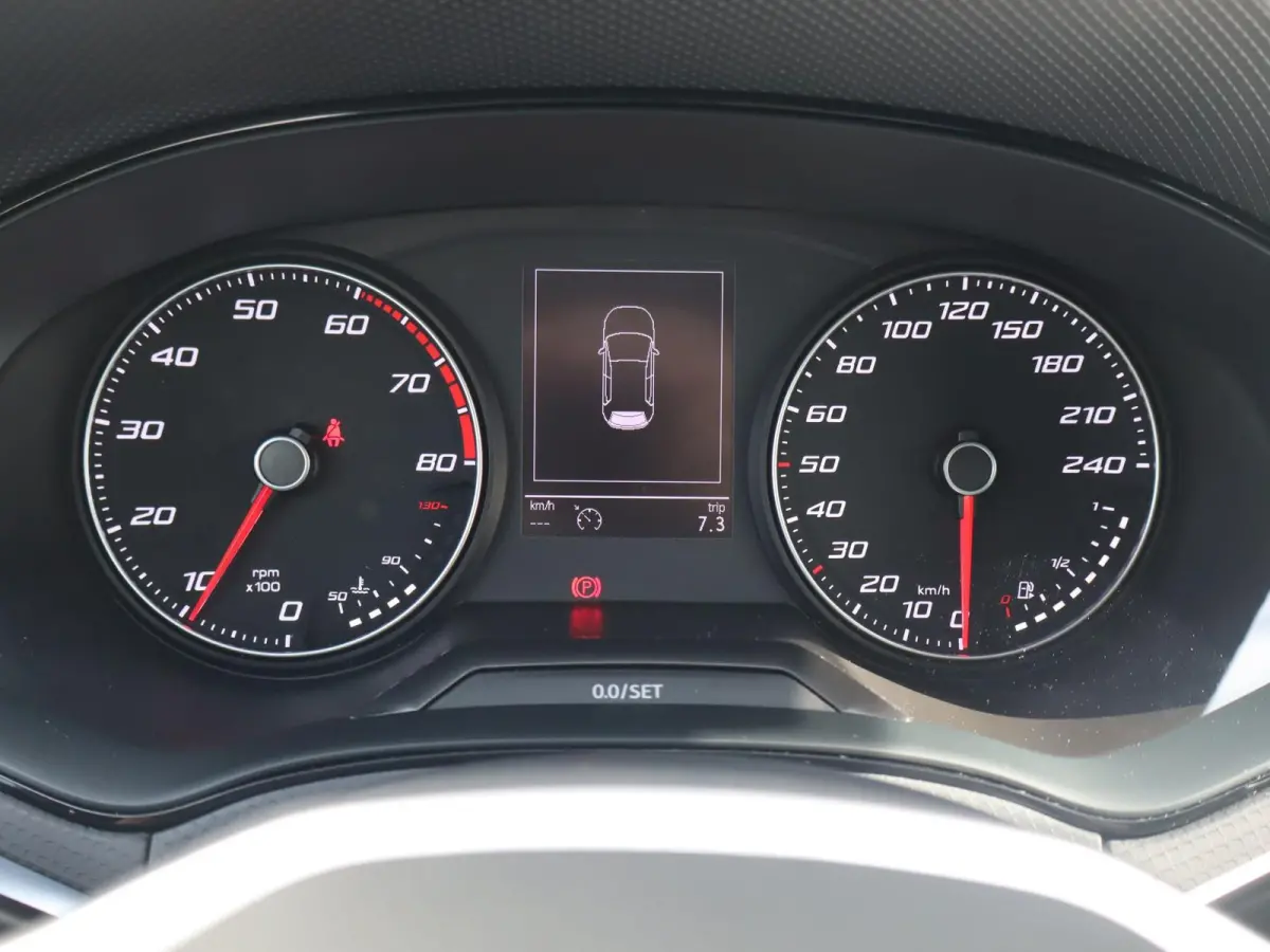 1.0 EcoTSI 95pk FR | Apple Carplay/Android Auto | Parkeersensoren