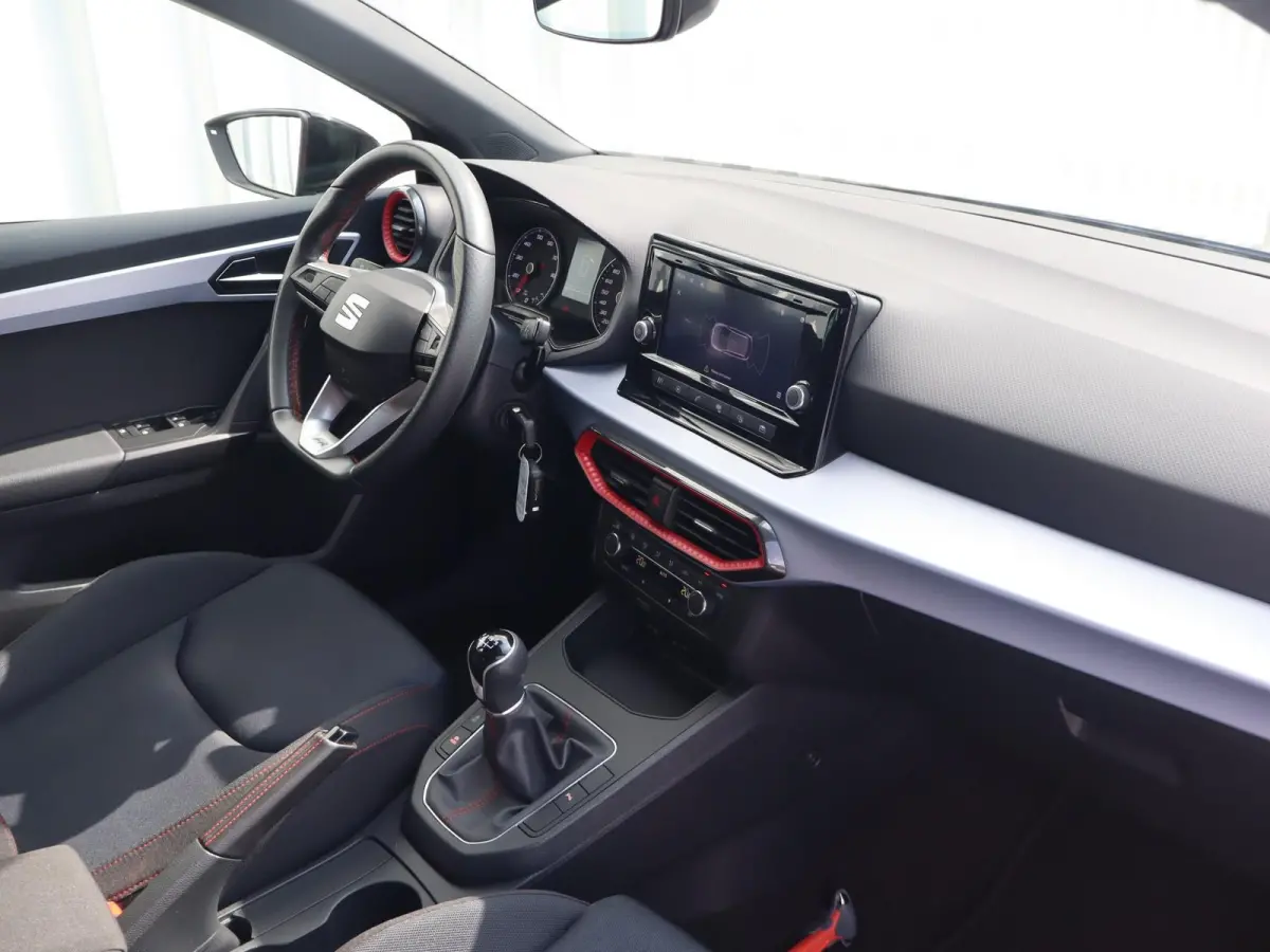 1.0 EcoTSI 95pk FR | Apple Carplay/Android Auto | Parkeersensoren