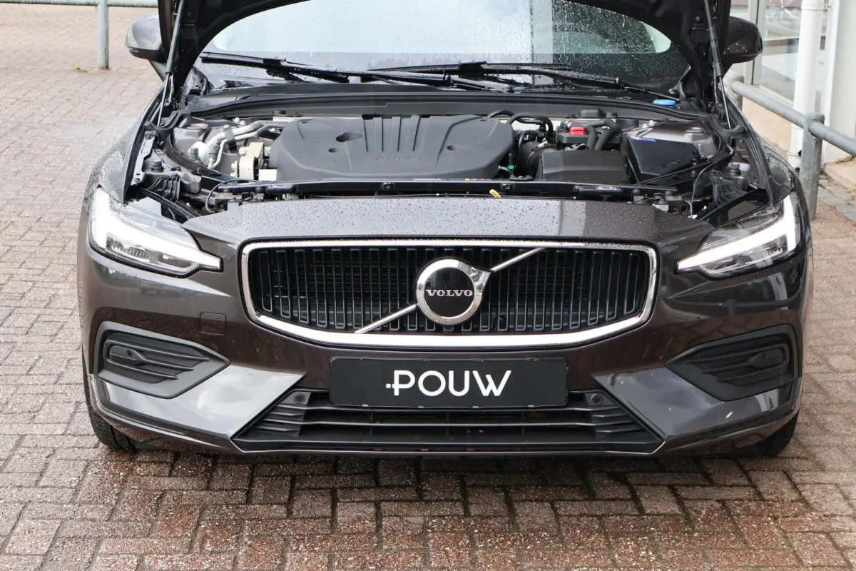2.0 B4 197pk AUT Essential Edition | Leder | Navigatie | Camera | PDC | Side Assist