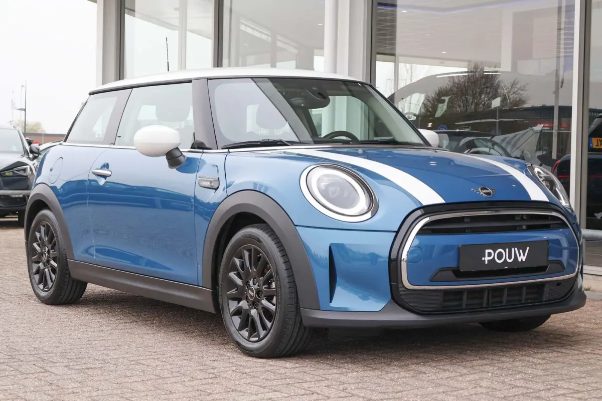 1.5 136pk AUT Cooper Camden Edition | Navigatie | PDC | Cruise Control | Climate Control