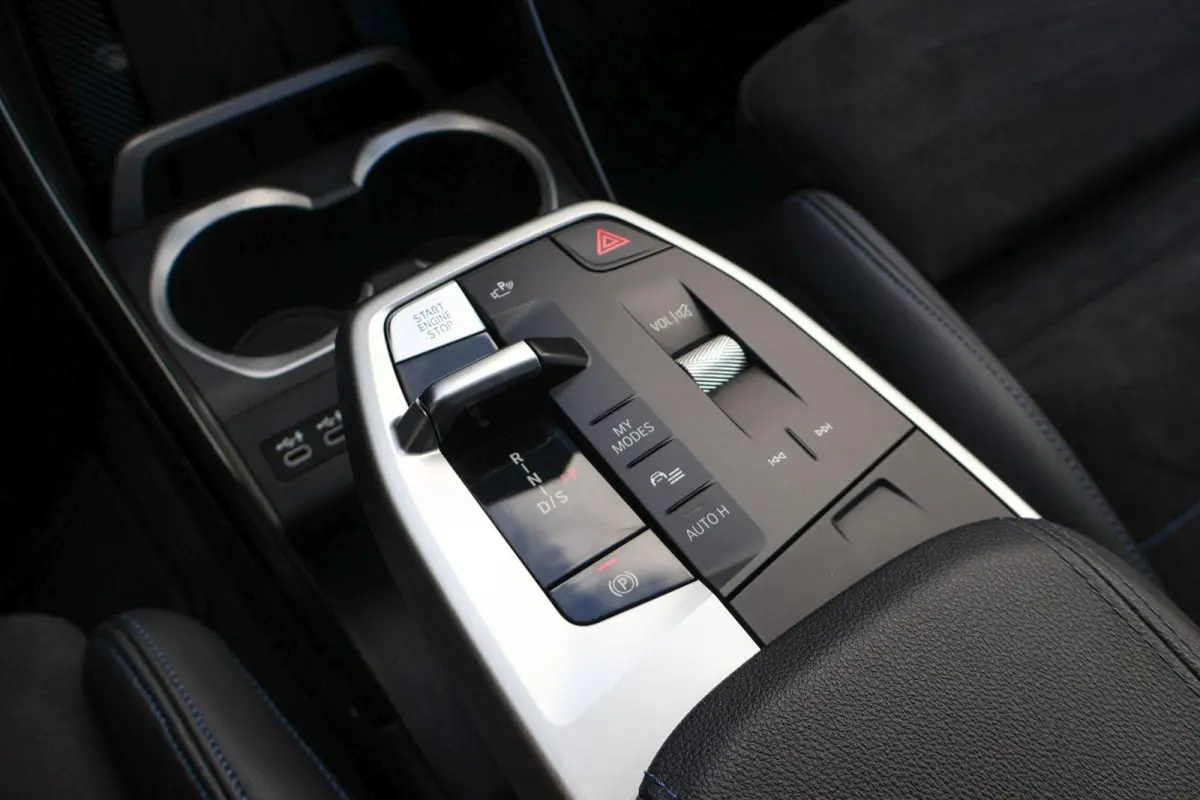 sDrive18i 136pk AUT High Executive M-Sport | Trekhaak | Navigatie | Camera | Elektrische Achterklep