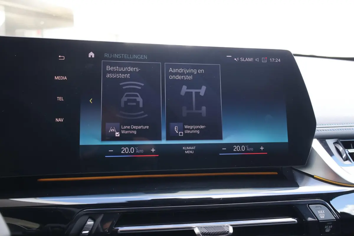 sDrive18i 136pk AUT High Executive M-Sport | Trekhaak | Navigatie | Camera | Elektrische Achterklep