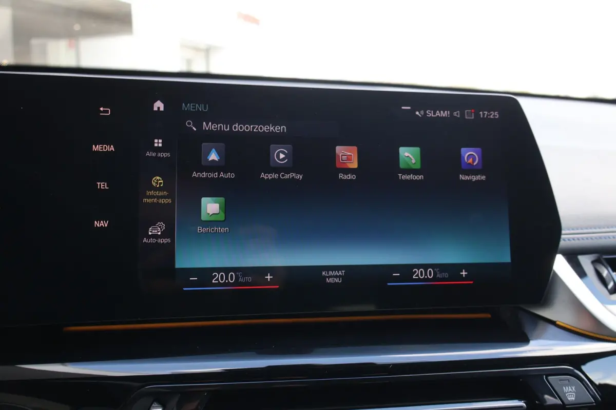 sDrive18i 136pk AUT High Executive M-Sport | Trekhaak | Navigatie | Camera | Elektrische Achterklep