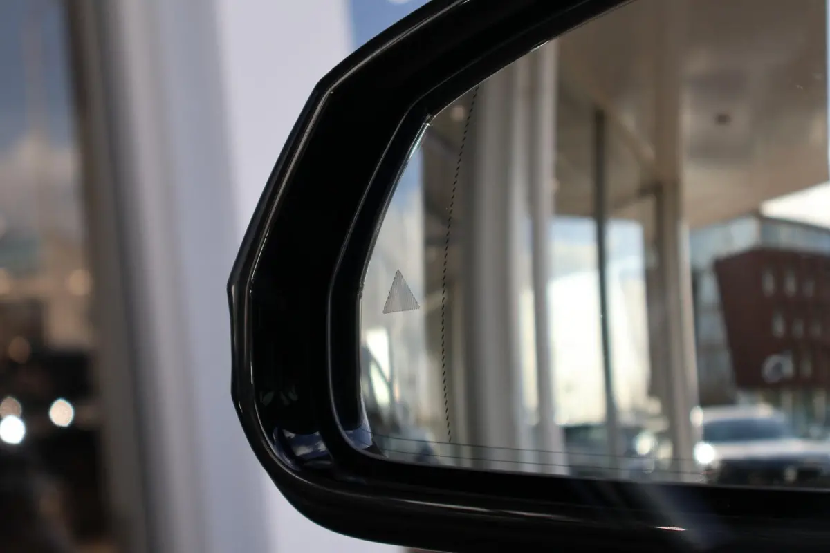 sDrive18i 136pk AUT High Executive M-Sport | Trekhaak | Navigatie | Camera | Elektrische Achterklep