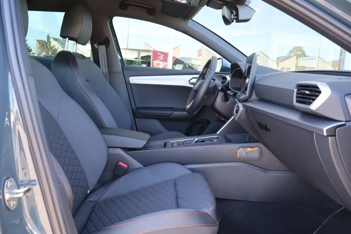 1.5 TSI 204pk e-Hybrid FR Business | Trekhaak Wegklapbaar | Stoelverwarming
