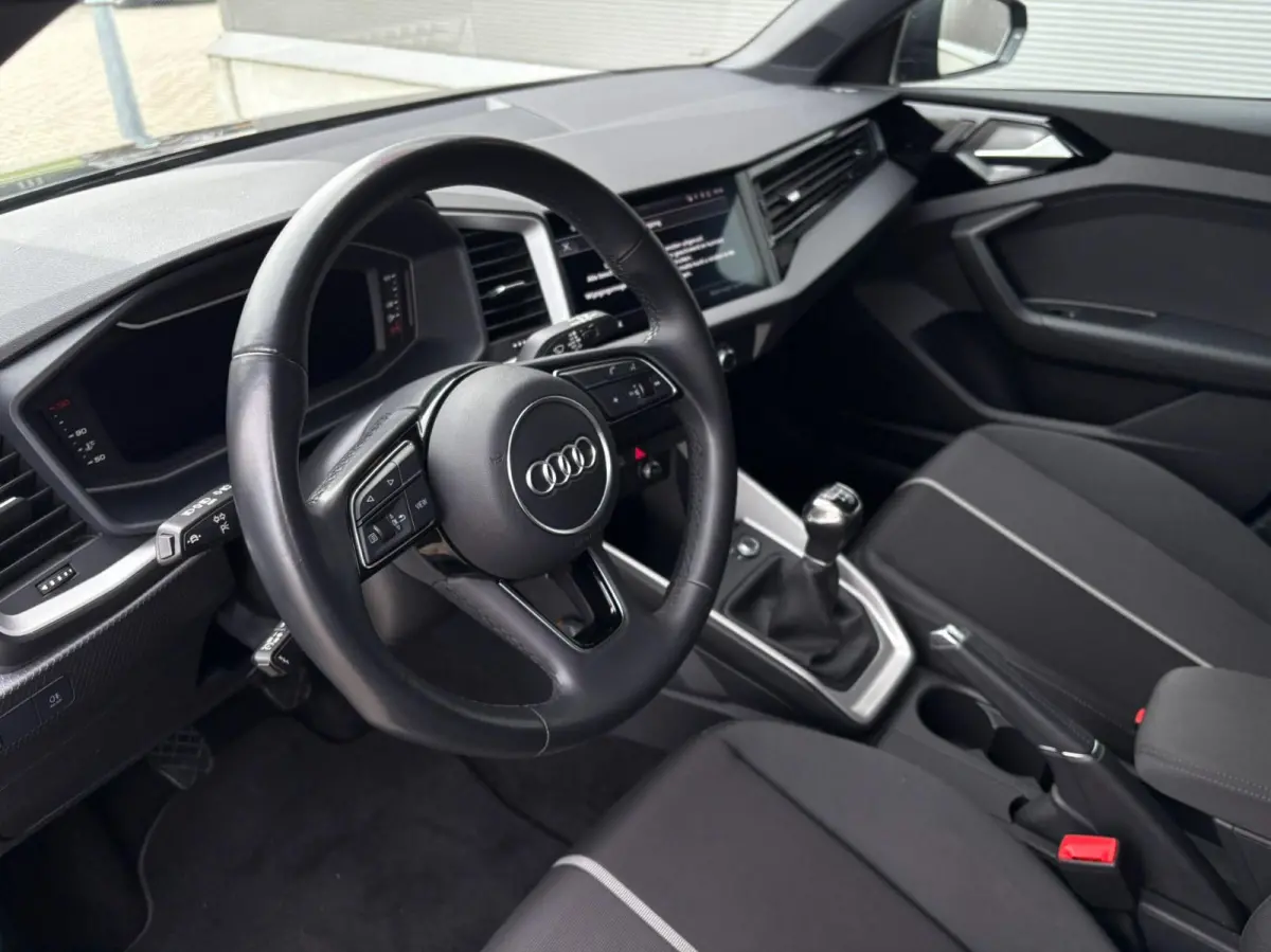 25 TFSI 95pk Advanced Edition | Airco | Smartphone Interface | Cruise Control