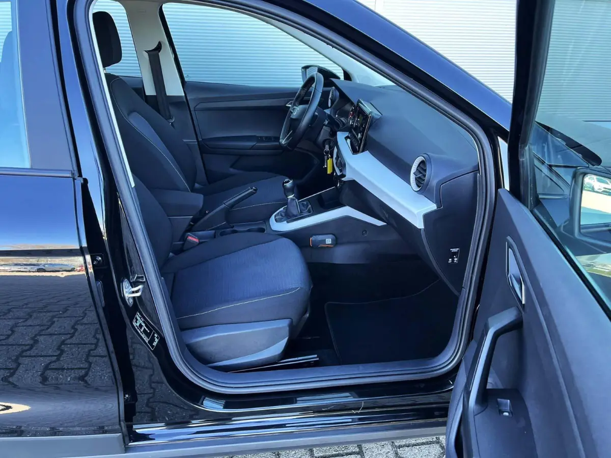 1.0 TSI 95pk Style | Full Link Navigatie | Cruise Control | Climate Control