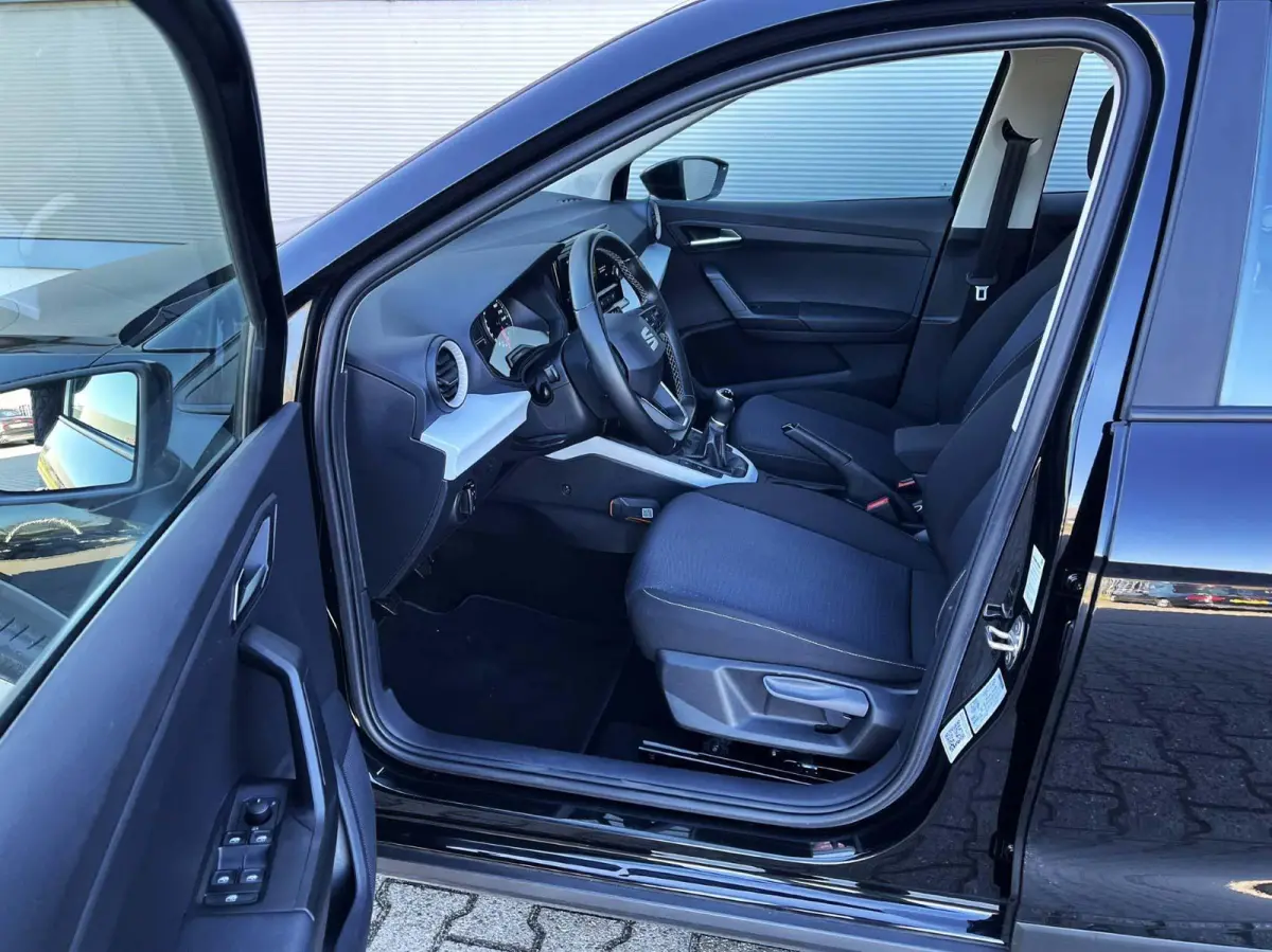 1.0 TSI 95pk Style | Full Link Navigatie | Cruise Control | Climate Control
