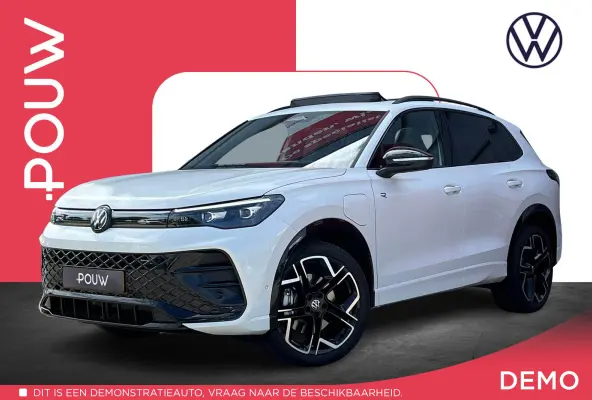 1.5 eHybrid 204pk DSG R-Line Edition | Trekhaak | Panoramadak | Black Style