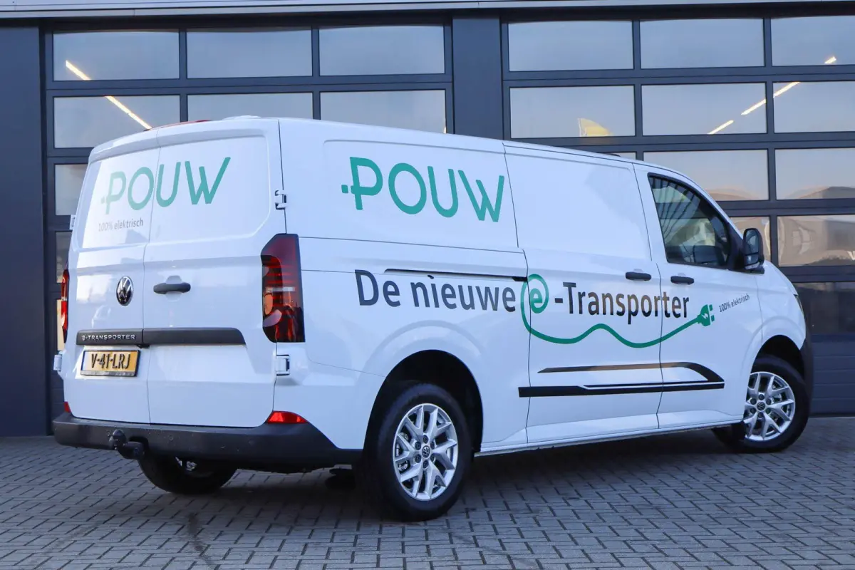 34 136pk L2H1 Life 64 kWh | Trekhaak | Navigatie | 17" Velgen