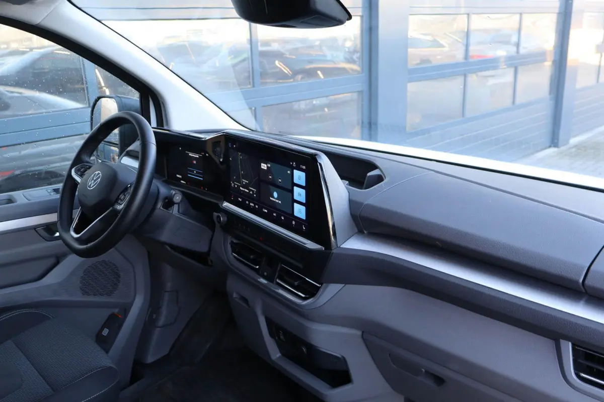 34 136pk L2H1 Life 64 kWh | Trekhaak | Navigatie | 17" Velgen