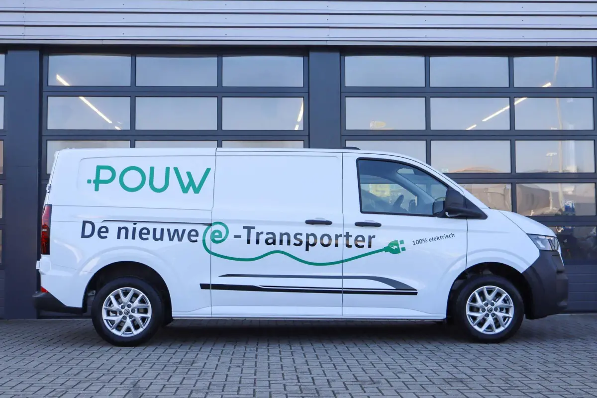 34 136pk L2H1 Life 64 kWh | Trekhaak | Navigatie | 17" Velgen