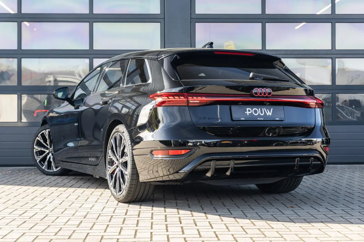 367pk S Edition 100 kWh | 21" Velgen | Trekhaak Wegklapbaar