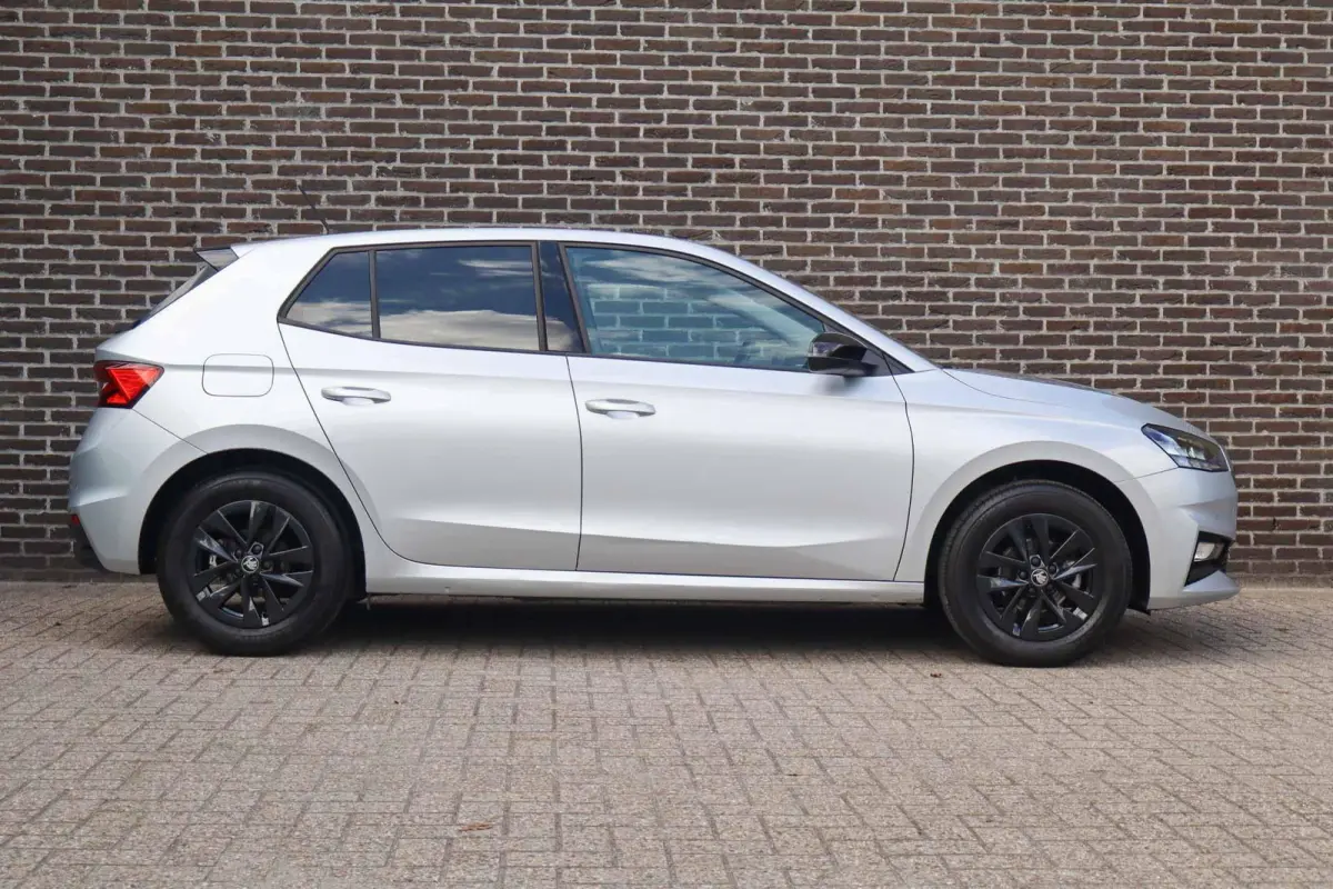 1.0 TSI 95pk Business Edition | Achteruitrijcamera | Cruise Control | Stoelverwarming
