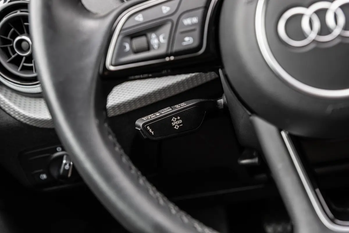 30 TFSI 110pk Advanced Edition | Smartphone Interface | Full LED | DAB+ | Climate control