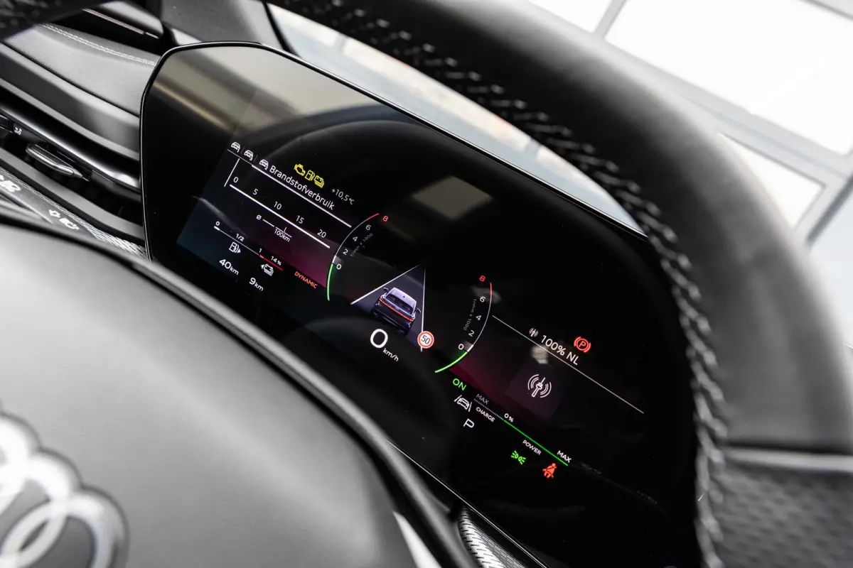 2.0 TFSI e-hybrid quattro S Edition Competition | Tech Plus | Panoramadak
