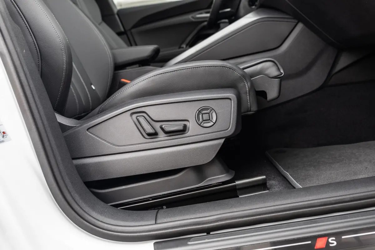 2.0 TFSI e-hybrid quattro S Edition Competition | Tech Plus | Panoramadak