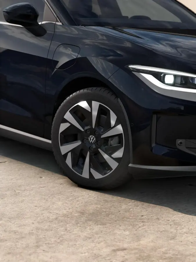 Style First Edition 211pk 52 kWh | Massage | 360 Camera