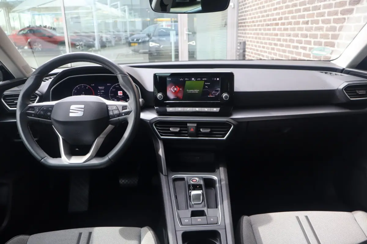 1.0 eTSI 110pk DSG Style | Stoel/Stuurverwarming | Achteruitrijcamera | Virtual Cockpit