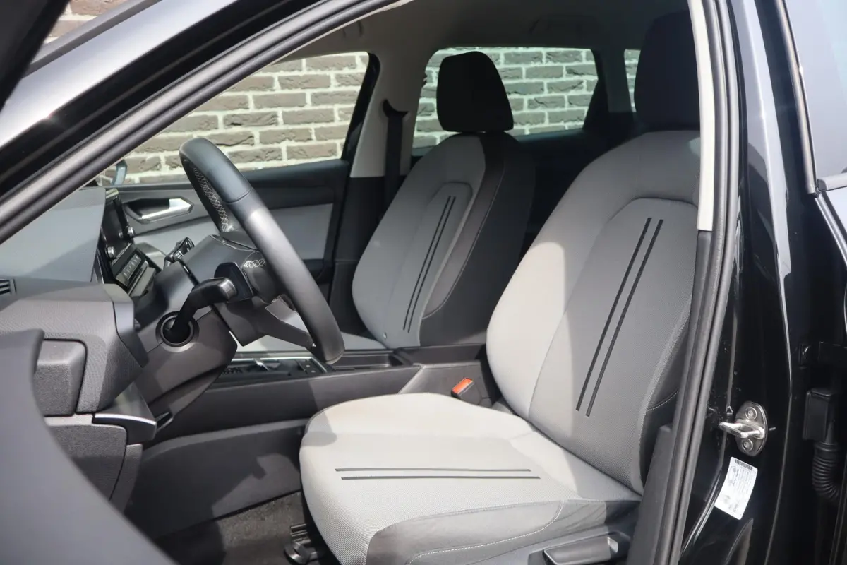 1.0 eTSI 110pk DSG Style | Stoel/Stuurverwarming | Achteruitrijcamera | Virtual Cockpit