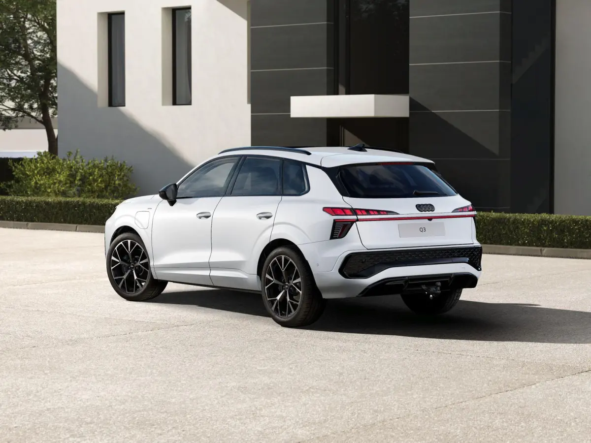 1.5 e-hybrid 272pk S Edition | Panoramadak | Trekhaak Pakket