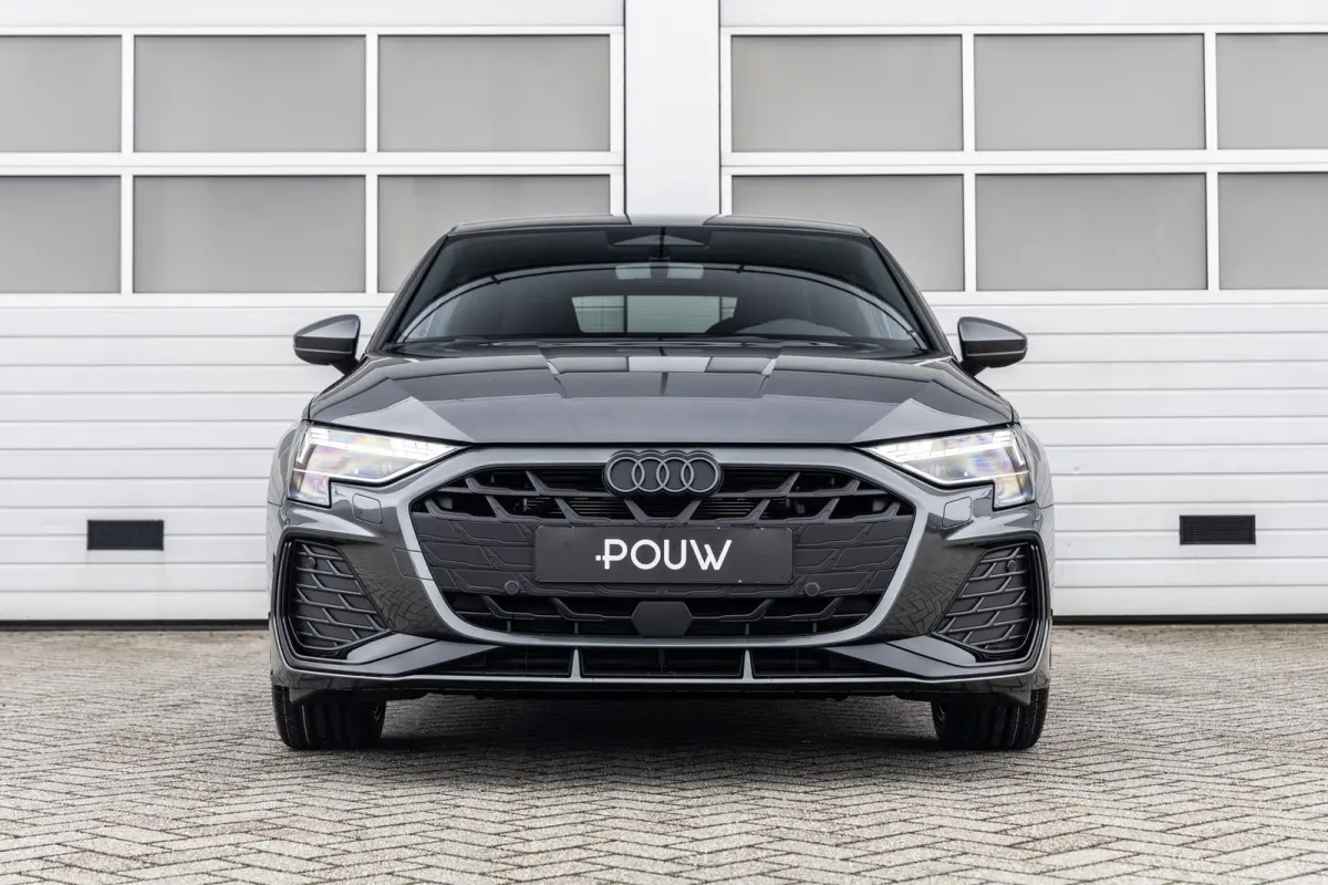 30 TFSI 116pk S-tronic S edition | 18 inch velgen | Lichtpakket Pro | Stoelverwarming