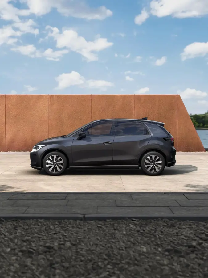 211pk Life First Edition 52 kWh | 17" Velgen | Stoelverwarming