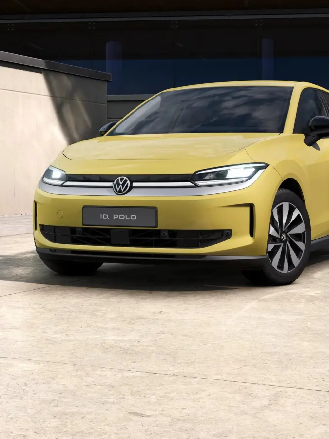 211pk Life First Edition 52 kWh | 17"  Velgen | Stoelverwarming