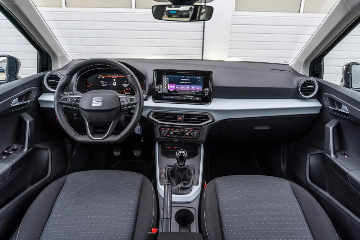 1.0 EcoTSI 95pk Reference | Apple Carplay/Android Auto | Parkeersensor Achter