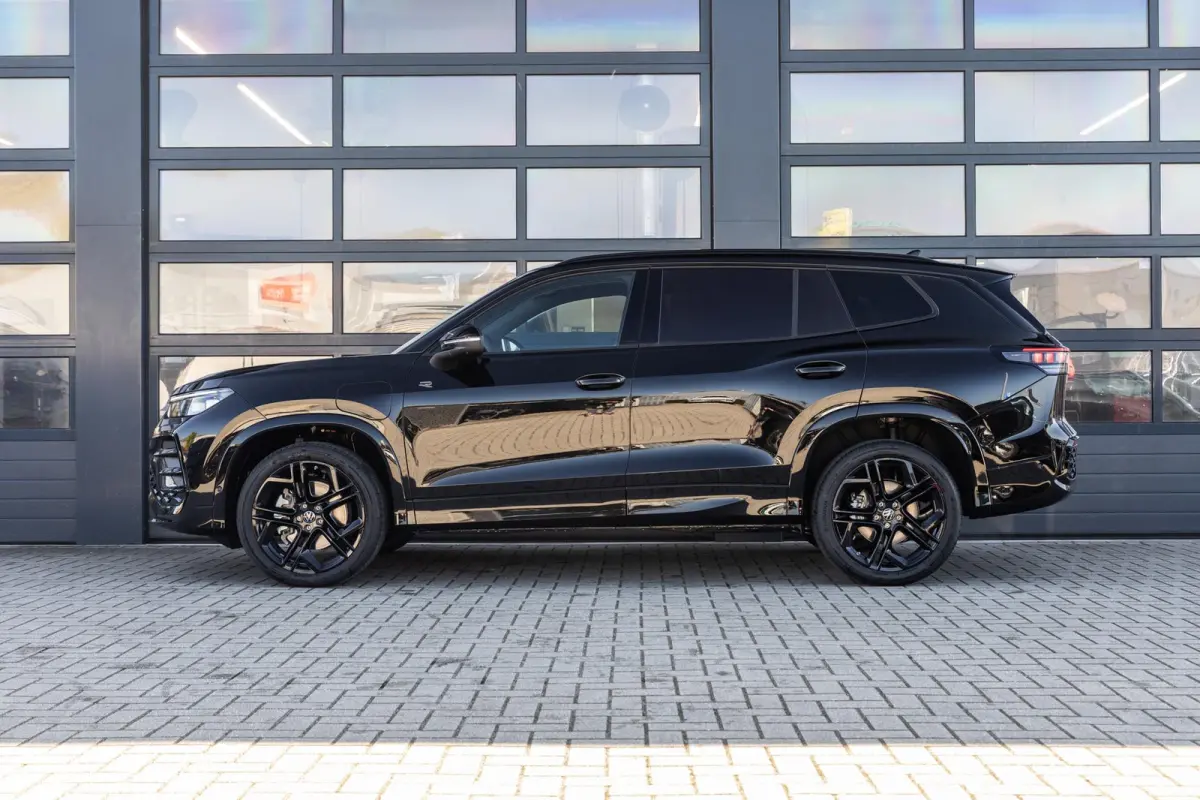 1.5 eHybrid 204pk R-Line Edition | Black Style Pakket | 20" Velgen