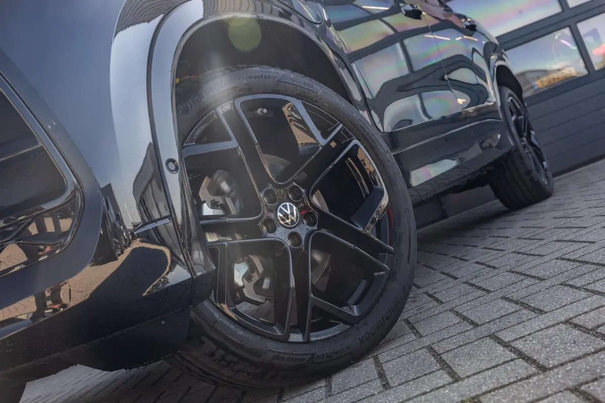 1.5 eHybrid 204pk R-Line Edition | Black Style Pakket | 20" Velgen