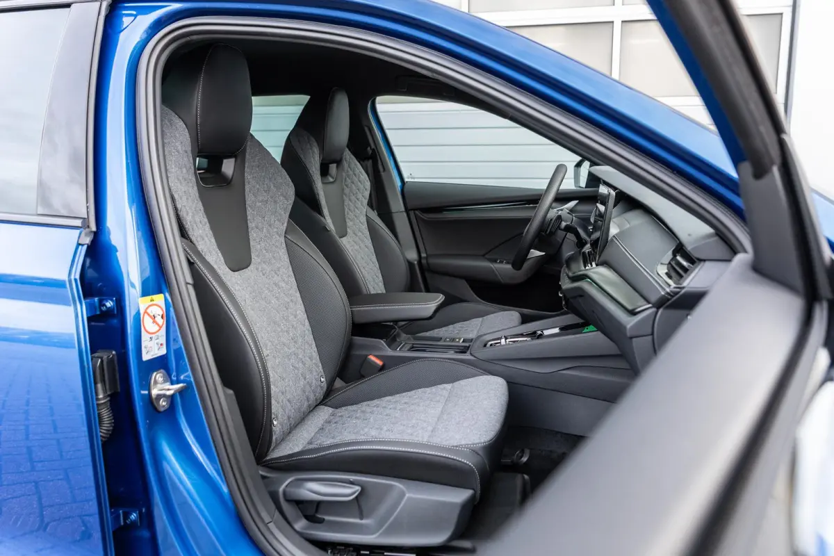 1.5 TSI 150pk DSG MHEV Sportline Business | Trekhaak | Matrix LED | Adaptive Cruise