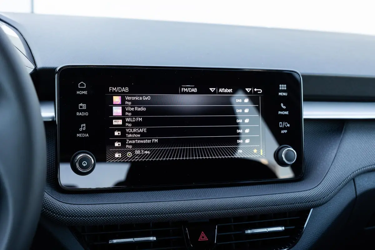 1.0 TSI 95pk Selection | Apple Carplay/Android Auto | 15" Velgen