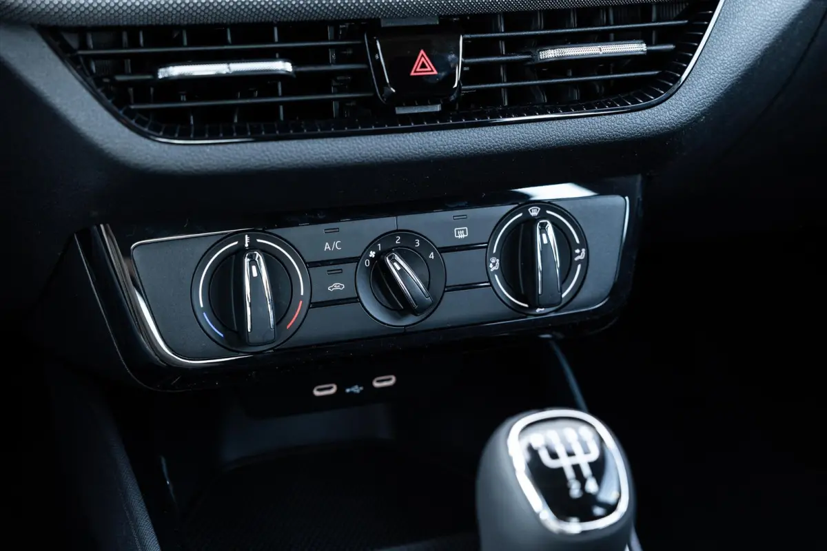 1.0 TSI 95pk Selection | Apple Carplay/Android Auto | 15" Velgen