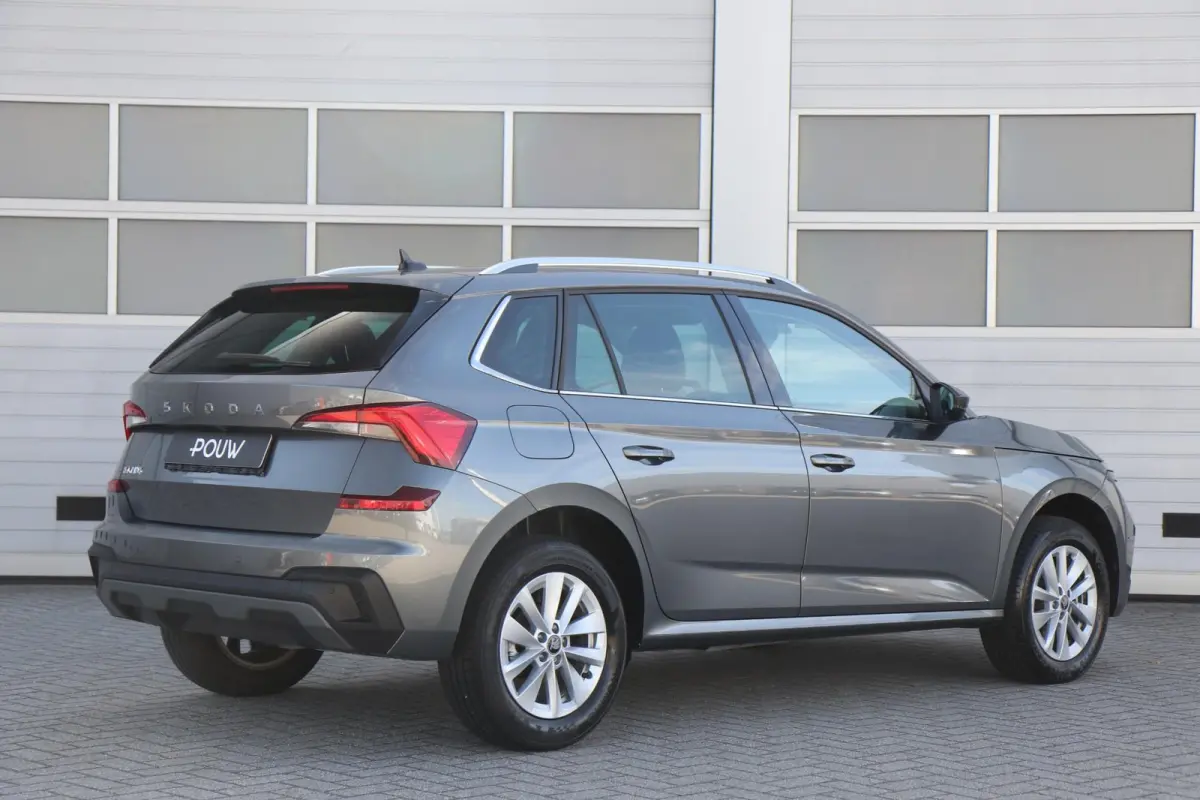 1.0 TSI 115pk DSG Selection | Camera | Smartlink | Parkeersensoren Voor + Achter | Stoelverwarming