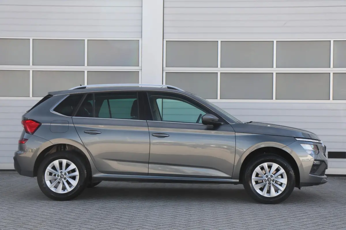 1.0 TSI 115pk DSG Selection | Camera | Smartlink | Parkeersensoren Voor + Achter | Stoelverwarming