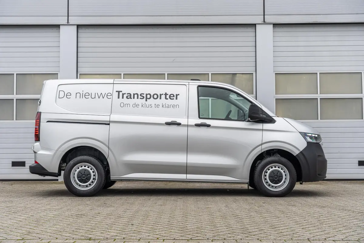 2.0 TDI 110pk L1H1 28 Life | Trekhaak | Apple Carplay/Android Auto | Laadvloer