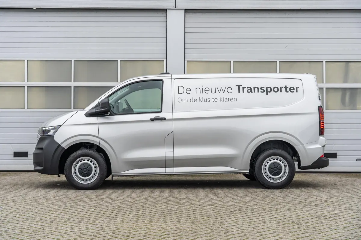 2.0 TDI 110pk L1H1 28 Life | Trekhaak | Apple Carplay/Android Auto | Laadvloer